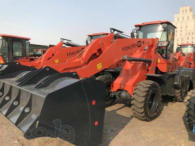 Фронтальный погрузчик Akkord 3000М